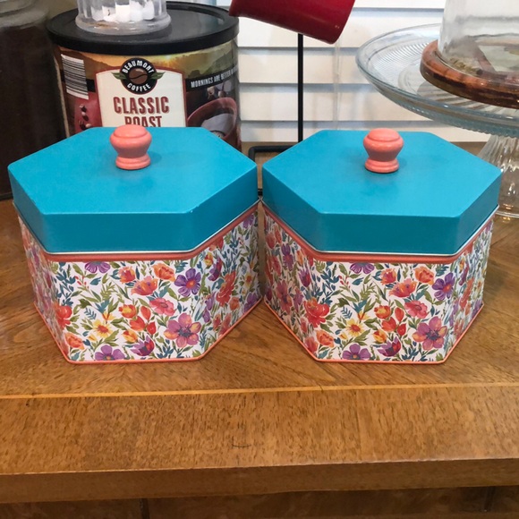 The Pioneer Woman Blue Floral Geometric Accents - Picture 1 of 4